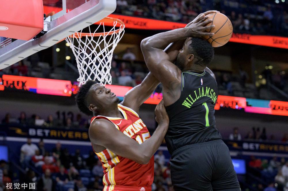 这位年轻但 这位年轻但